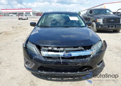 2010 Ford Fusion Hybrid z USA, uszkodzony, nr VIN 3FADP0L35AR293825
